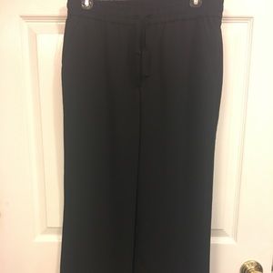 Casual wide leg, tie waist pants